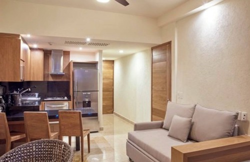 South Hotel Zone Resort | Holiday Club of Buganvilias Resort