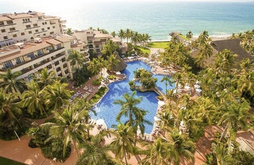South Hotel Zone Resort | Holiday Club of Buganvilias Resort