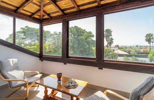 Marchena Cottage | Holiday Home La Perla