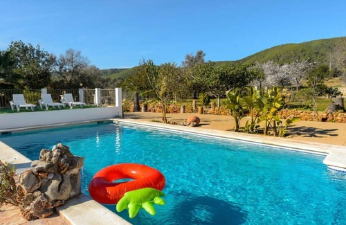 Sant Carles de Peralta House | Holiday house San Carlos de Peralta for 1 - 9 persons with 5 bedrooms - Holiday home