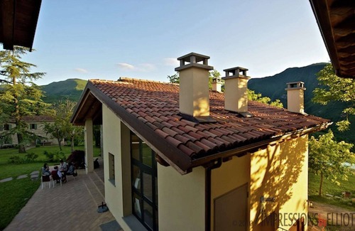 Lizzano in Belvedere House | Holiday Home in Imola with Forest & Pool
