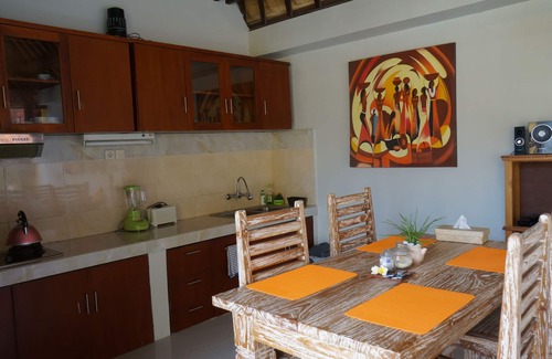 Sunset Road Villa | Holiday Heaven At Great Location