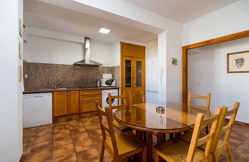 Conil de la Frontera House | Holiday Home "Villa CA1" with Pool, Garden, Terrace & Wi-Fi