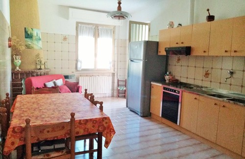 Mosciano Sant'Angelo House | Holiday house Mosciano Sant'Angelo for 1 - 6 persons with 3 bedrooms - Holiday house