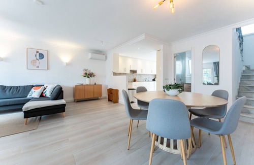 La Cala de Mijas House | Holiday Home '225 Mijas Playa La Cala' with Sea View, Wi-Fi and Air Conditioning
