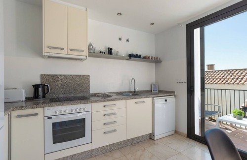Torreblanca House | Holiday Home '4 Bed Townhouse with Stunning View' with Sea View and Air Conditioning