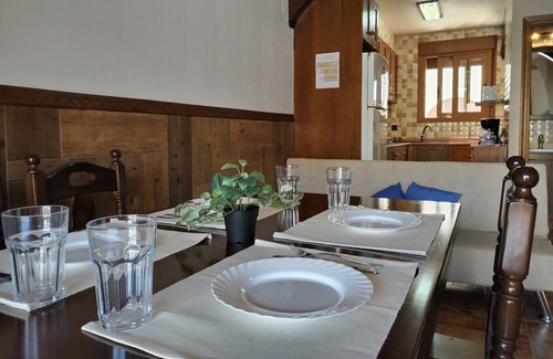 Benicassim House | Holiday Home 'A 2min De La Playa' with Mountain View, Shared Pool and Private Terrace