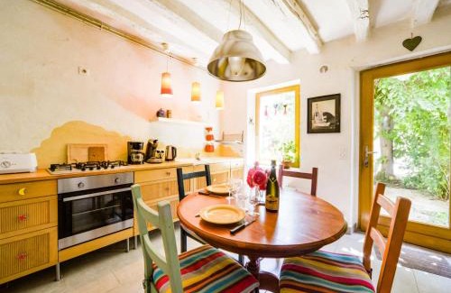 Chissay-en-Touraine House | Holiday Home Au Soleil Joyeux by Interhome