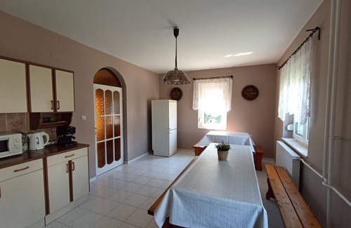 Balatonfenyves House | Holiday home Anna in Balatonfenyves - 12 persons, 6 bedrooms