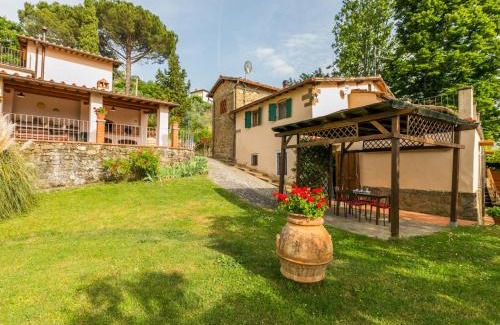Fano House | Holiday Home Appartamento Piccolo by Interhome