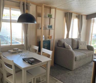 Great Yarmouth Resort | Holiday home at cherry tree holiday park Burgh castle Great Yarmouth Norfolk