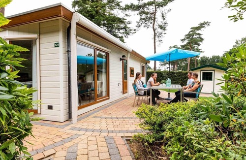 Lunteren Ski Chalet | ✓ Holiday home at Estate de Scheleberg ✓ Holiday home for 4 persons ✓ Situated in Lunteren (Gelderland) ✓ Holiday park at the Veluwe ✓ Book directly at the park