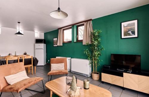 Buetgenbach House | Holiday Home Au bord du Lac 2 by Interhome