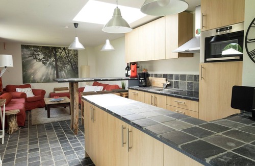 Hastiere-Lavaux Villa | Holiday Home in Ederbergland near Knebelsrod