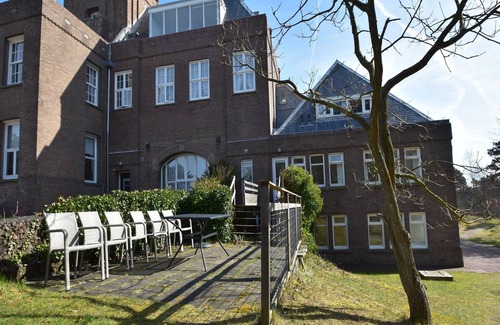 Bergen aan Zee House | Holiday Home Bergen near Beach & Dunes