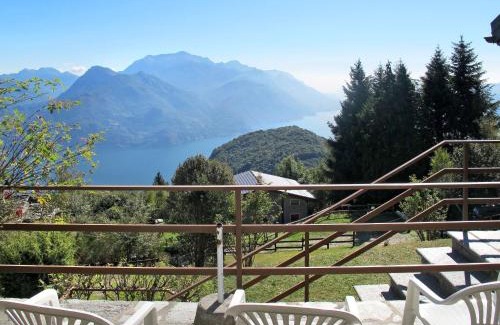 Plesio House | Holiday Home Bellavista by Interhome