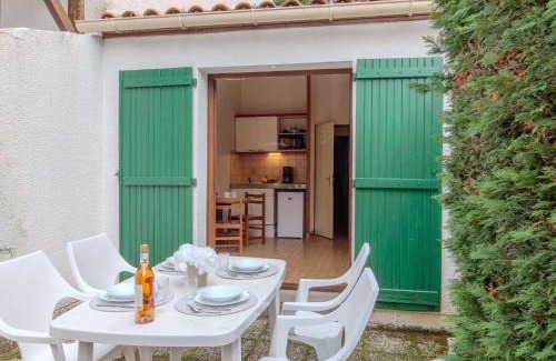 La Palmyre House | Holiday Home Bois d'Eleis-2 by Interhome