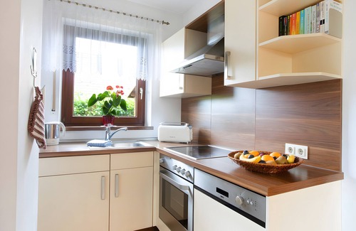 Friedrichskoog House | 'Holiday Home Britschock' with Private Terrace, Garden and Wi-Fi