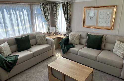 Knaresborough House | Holiday Home by the river Nidd 8
