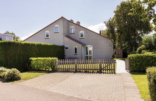 Brouwershaven House | Holiday Home by the Sea