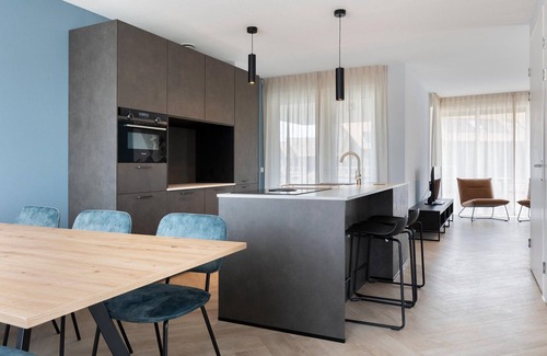 Nieuwvliet House | Holiday Home by North Sea Beach in Nieuwvliet-Bad