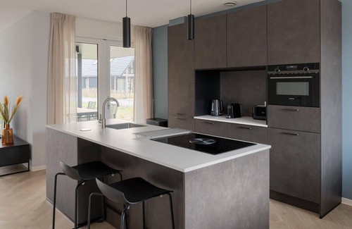 Nieuwvliet House | Holiday Home by North Sea Beach in Nieuwvliet-Bad