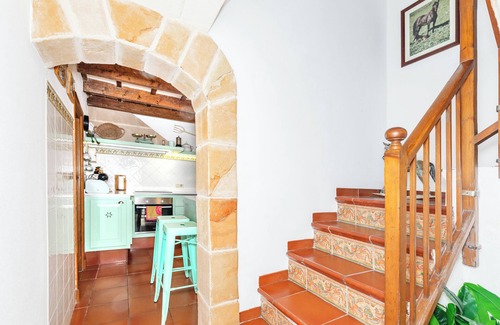 Ferreries House | Holiday Home 'Ca Savia' with Private Terrace and Wi-Fi