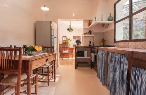 Soller House | Holiday Home Can Garí with Mountain View, Pool, Terraces & Wi-Fi