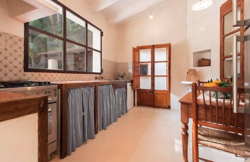 Soller House | Holiday Home Can Garí with Mountain View, Pool, Terraces & Wi-Fi