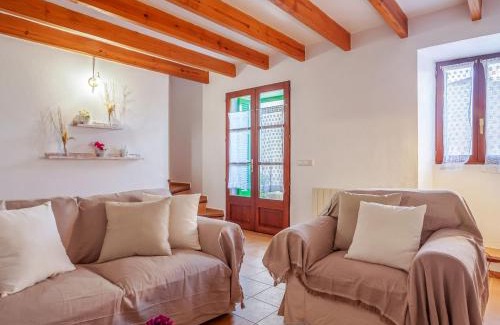Banyalbufar House | Holiday Home Can Masset by Interhome
