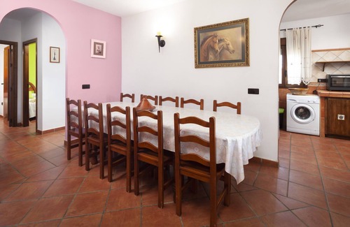 Totalan House | Holiday Home 'Casa Rural Los Hidalgos' with Sea View, Wi-Fi and Air Conditioning
