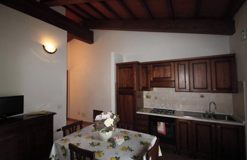 Montescudaio House | Holiday Home 'Casale Acquaviva' with Private Pool, Private Terrace and Private Garden
