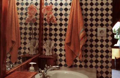 Arbucies House | Holiday Home 'Casita De Bosque' with Shared Pool, Shared Terrace and Wi-Fi