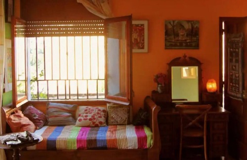 Arbucies House | Holiday Home 'Casita De Bosque' with Shared Pool, Shared Terrace and Wi-Fi