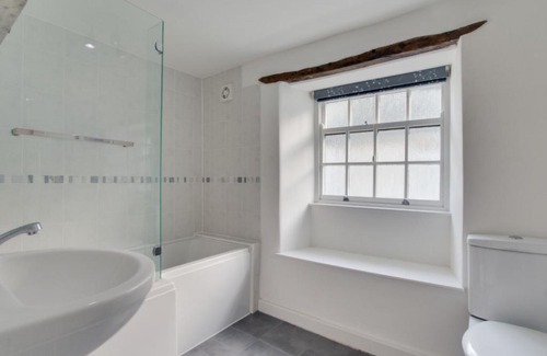 West Looe House | Holiday Home Church Mew by Interhome