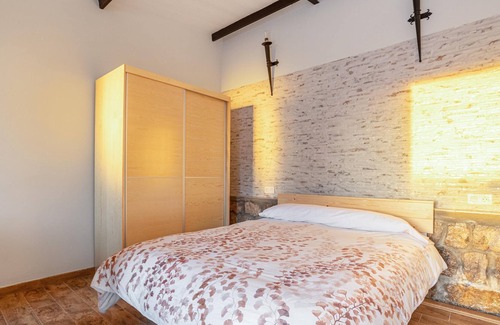 Motril House | Holiday Home 'Cortijo las Caballerizas' with Sea and Mountain View, Pool & Garden
