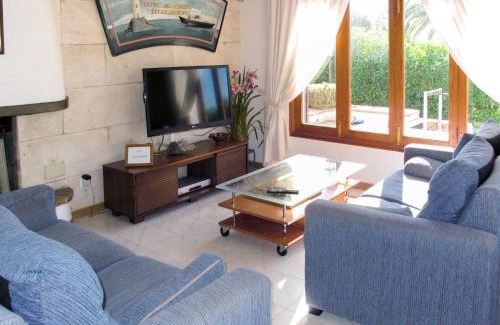 Cala Mandia House | Holiday Home Dolce Farniente by Interhome