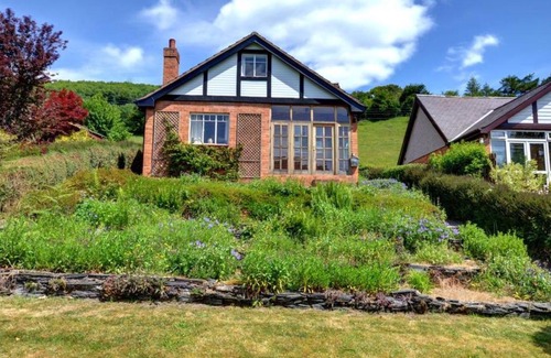 Glyn Ceiriog House | Holiday Home Dolywern by Interhome