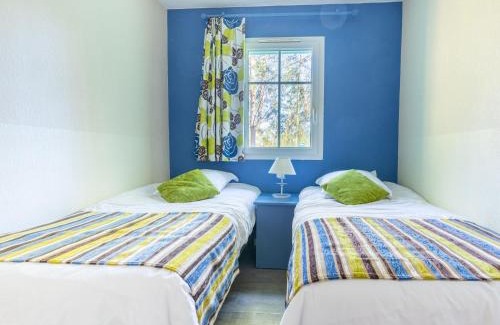 Lacanau-Ocean House | Holiday Home Domaine Golf Resort-3 by Interhome