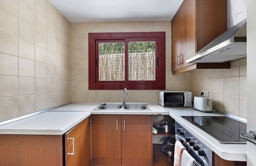Vallpineda House | Holiday Home with Moutain View, Private Pool, A/C & WiFi