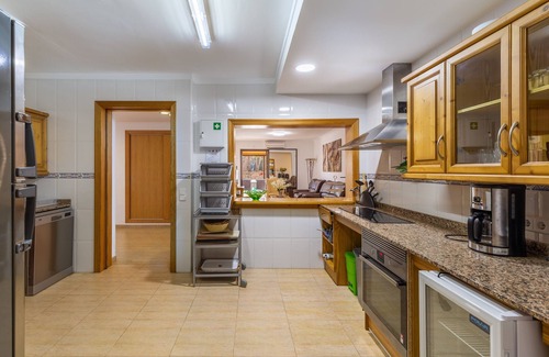 Muro House | Holiday Home 'Es Turo' with Mountain View, Wi-Fi and Air Conditioning