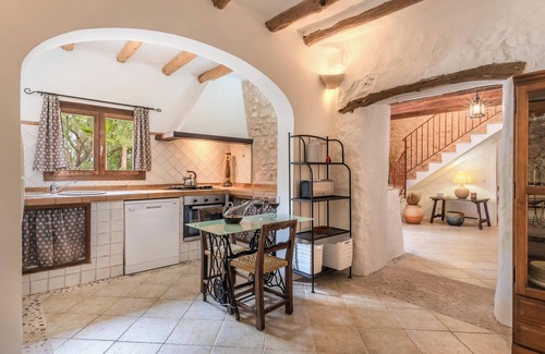 Sineu House | Holiday Home “Finca Son Palanca' with Pool & Wi-Fi