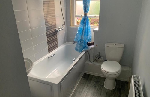 Liverpool House | Holiday home for stay for professionals