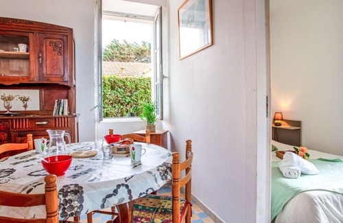 La Bernerie-en-Retz House | Holiday Home Rose-May by Interhome