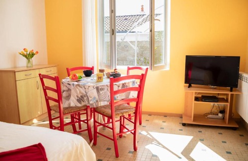 La Bernerie-en-Retz House | Holiday Home Le Cocon by Interhome
