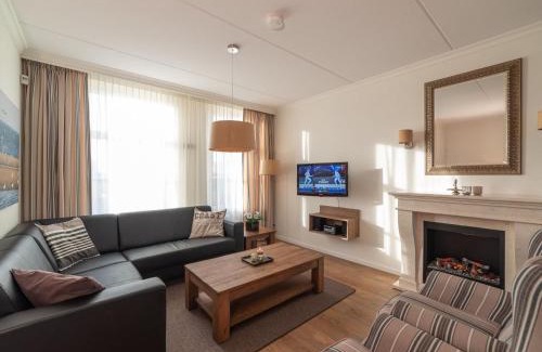 Colijnsplaat House | Holiday Home Ganuenta-1 by Interhome