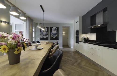 Colijnsplaat House | Holiday Home Ganuenta by Interhome