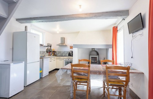 Mont House | Holiday Home 'Gîte les Charmilles' with Private Terrace, Private Garden and Wi-Fi