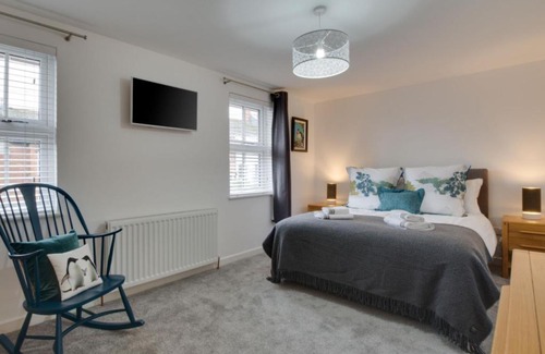 Treator House | Holiday Home Glynn Terrace by Interhome