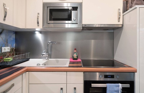 Seeheilbad Graal-Muritz House | Holiday Home 'Graalibu' with Sea View, Private Terrace and Wi-Fi